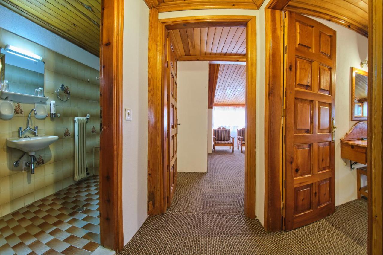 Hotel Victoria Metsovo Exterior foto